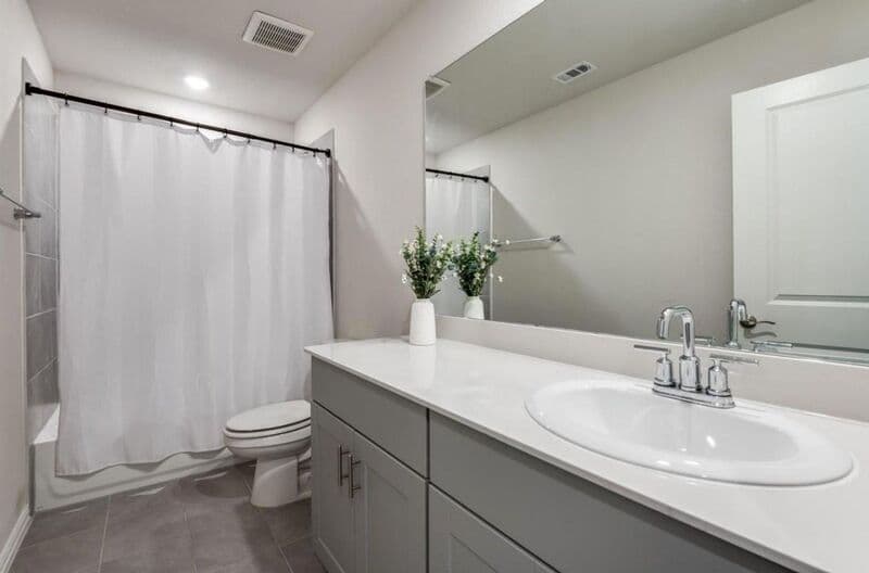 Princeton House: 633 Cedar Springs Dr