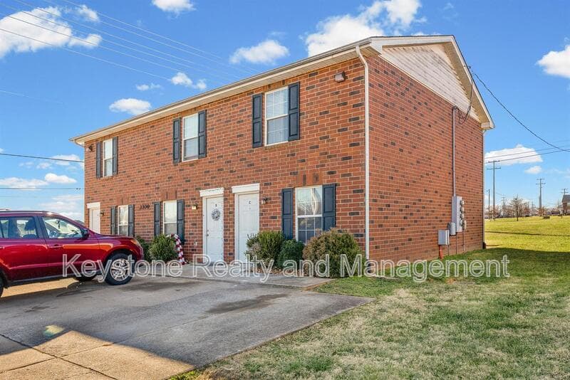 Clarksville Townhome: 3312 Royster Lane