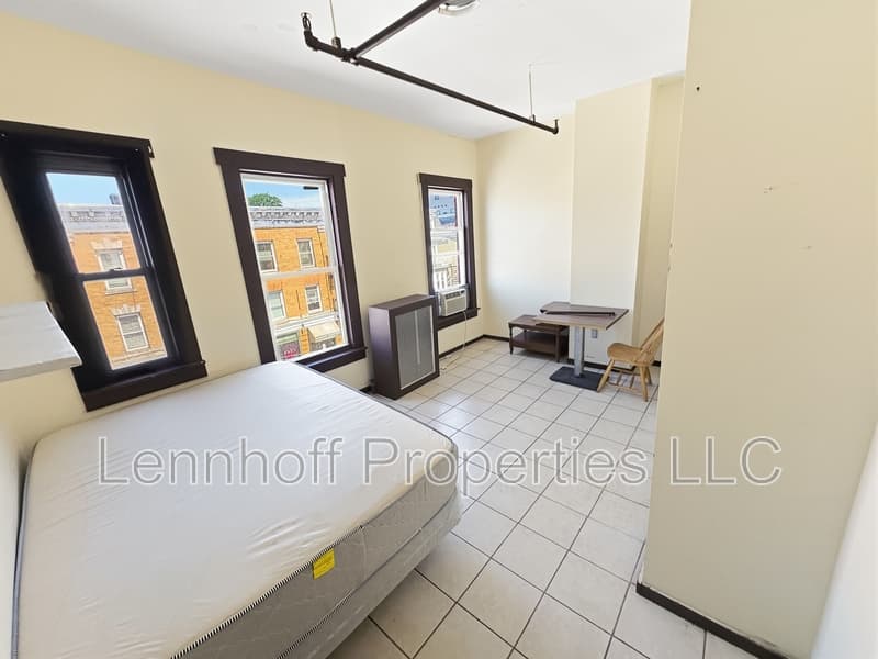 Lawrence Condo: 245 Broadway - 25
