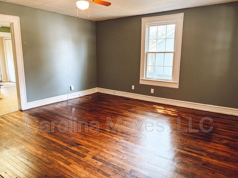 Simpsonville House: 113 Iselin Street