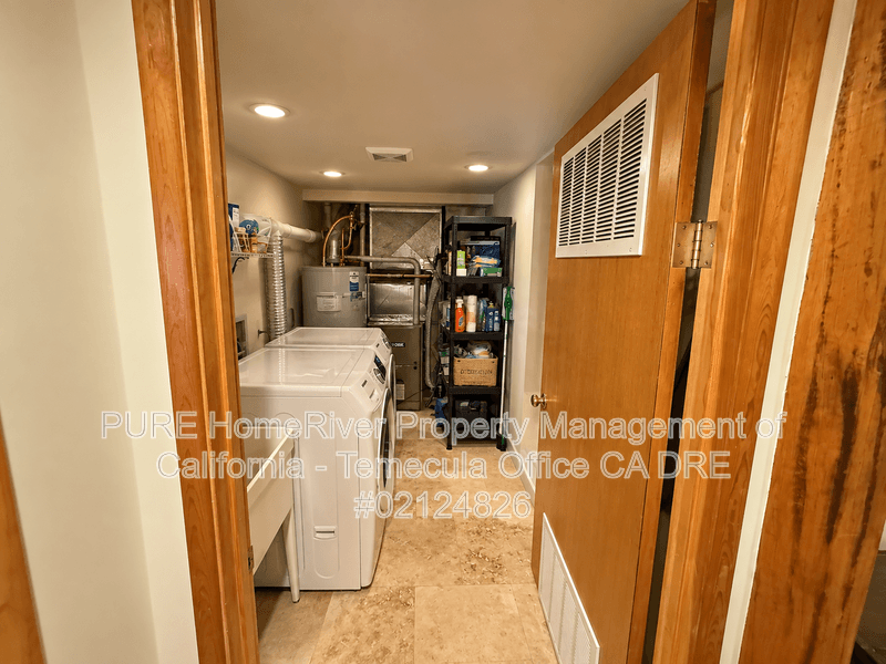 Mountain Center House: 60766 Table Mountain Rd