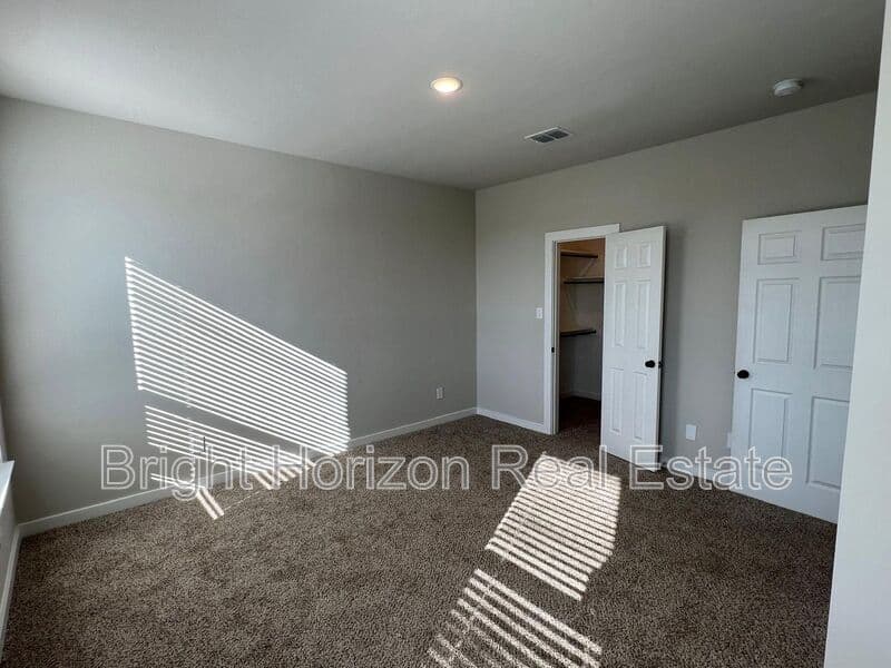 Fort Worth House: 3419 Valley Vista Drive