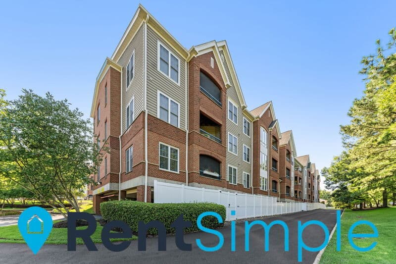 Gainesville Condo: 13890 Chelmsford Drive