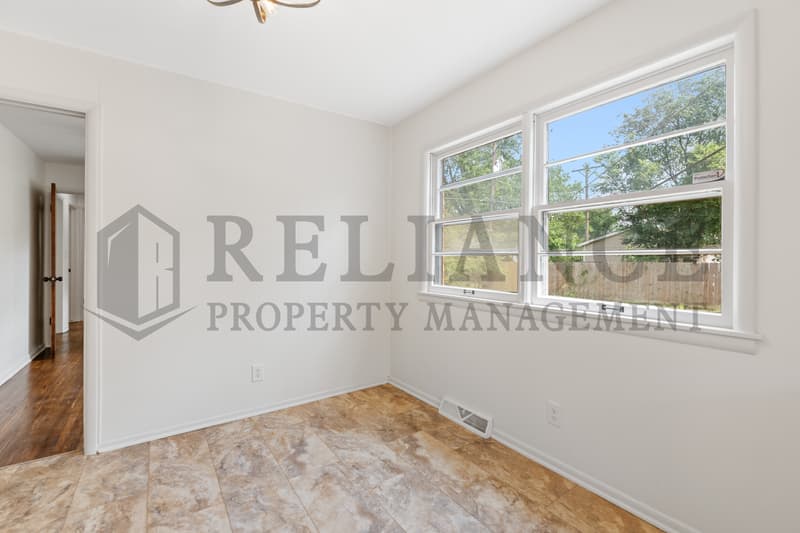 Wichita House: 7315 West Galoway