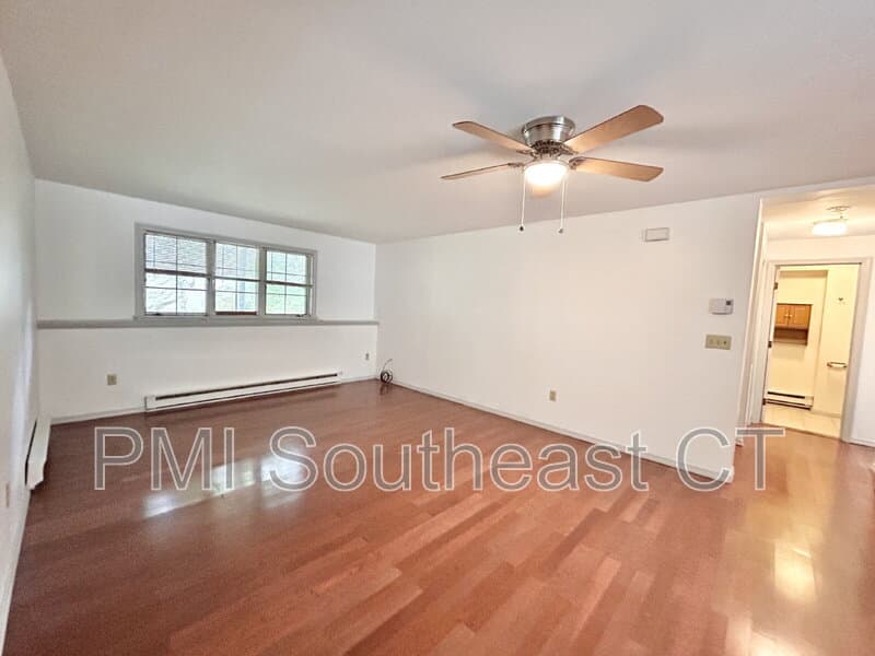 Jewett City Condo: 15 George St