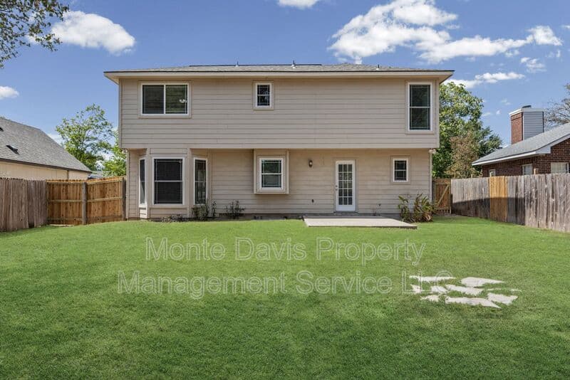 Leander House: 2502 Cynthia Court