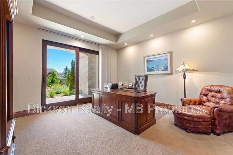 Reno House: 6645 De Chardin Lane