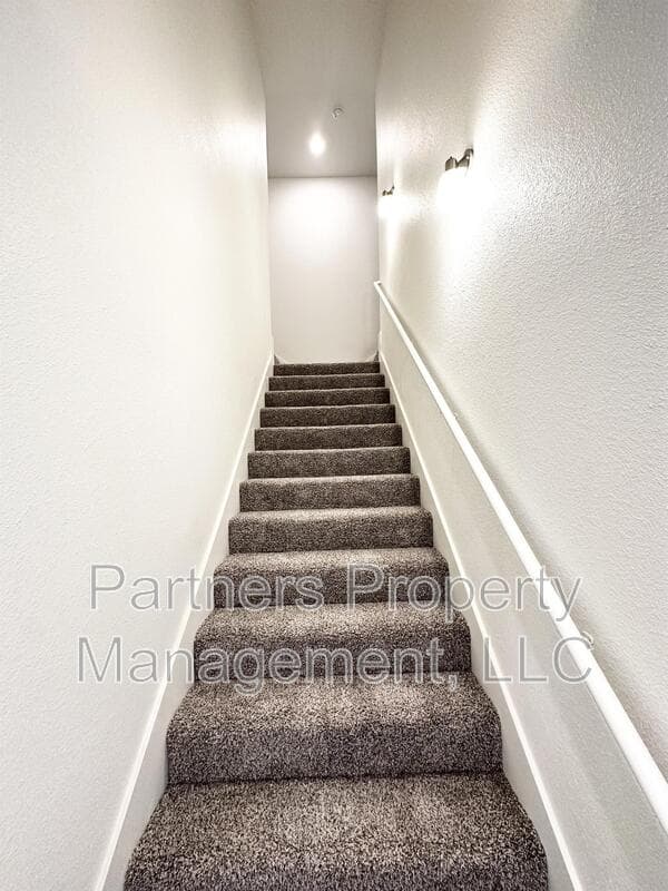 Fayetteville Condo: 823 South Amarillo Avenue - 2