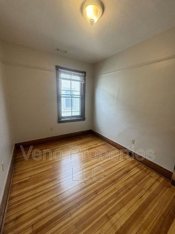 Mechanicville House: 149 Saratoga Ave.