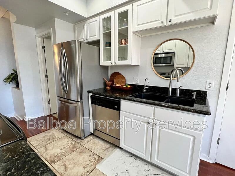 Phoenix Townhome: 3633 N 3rd Ave