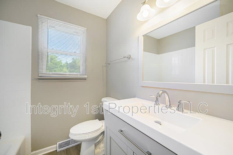 Kansas City Townhome: 1928 West 36 Avenue