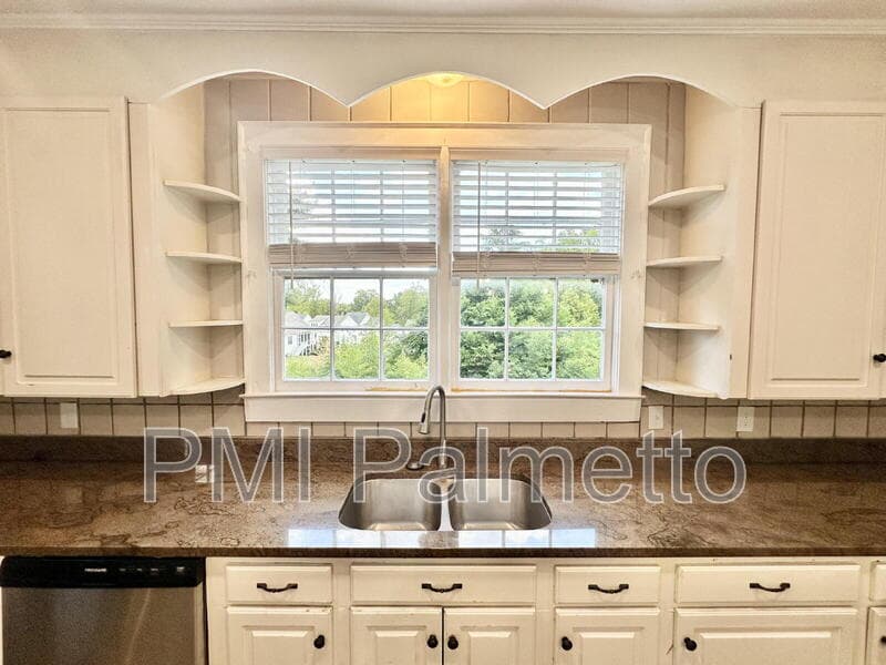 Cayce House: 1419 Axtell Drive
