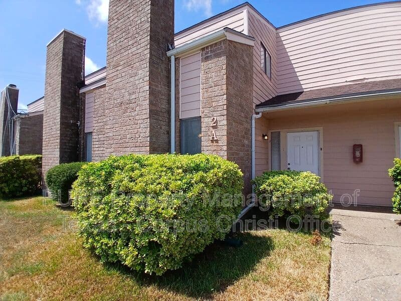 Corpus Christi Condo: 5001 Middlecoff Rd