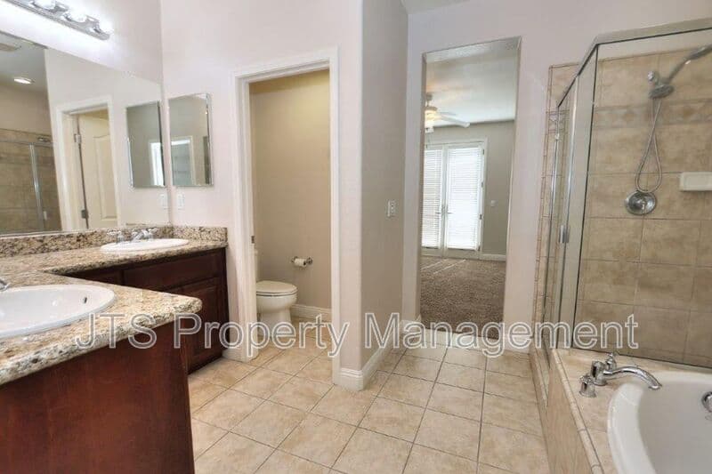 Sacramento House: 5424 Washoe Street