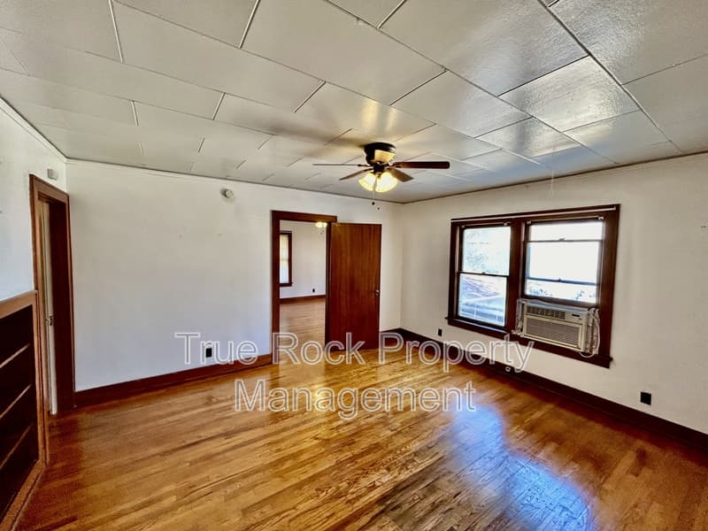 Ada House: 1030 East 8th Street #7