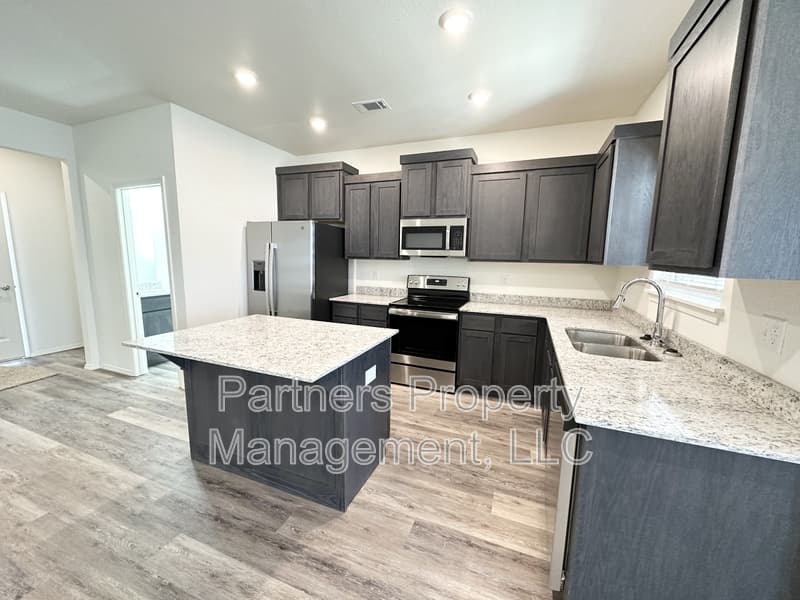 Fayetteville Condo: 1079 South Benchmark Lane - 1