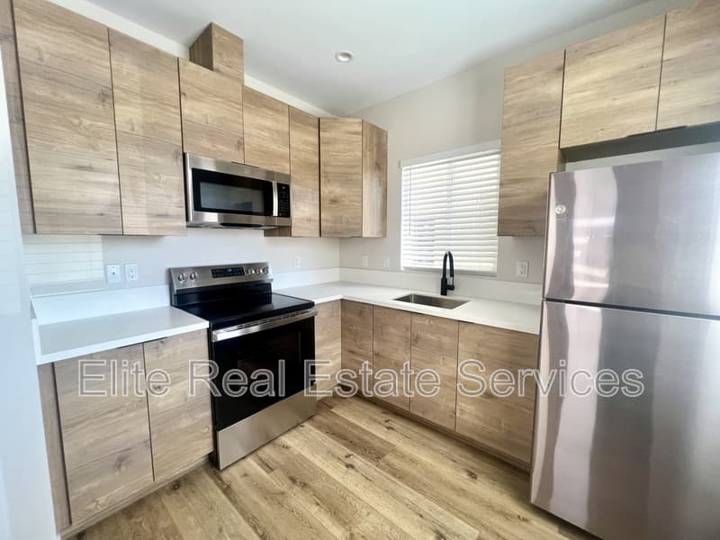 San Diego Condo: 3315 Clairemont Mesa Boulevard - 1