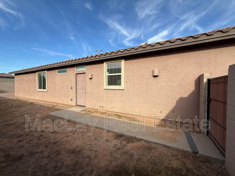 San Tan Valley House: 2372 E. Dust Devil Dr.