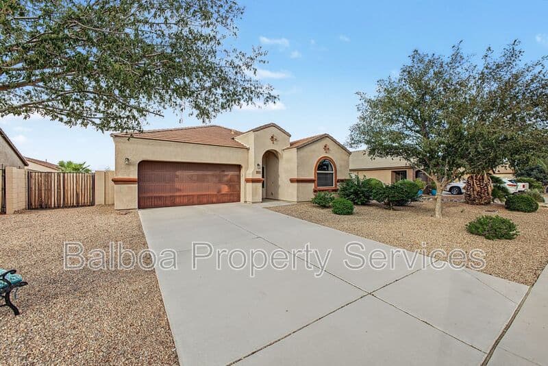 Florence House: 5596 E Helios Dr