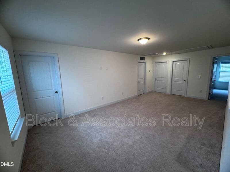 Garner House: 296 Ford Meadows Dr