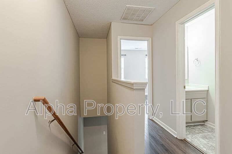 Greer House: 105 Brushy Hollow Ln