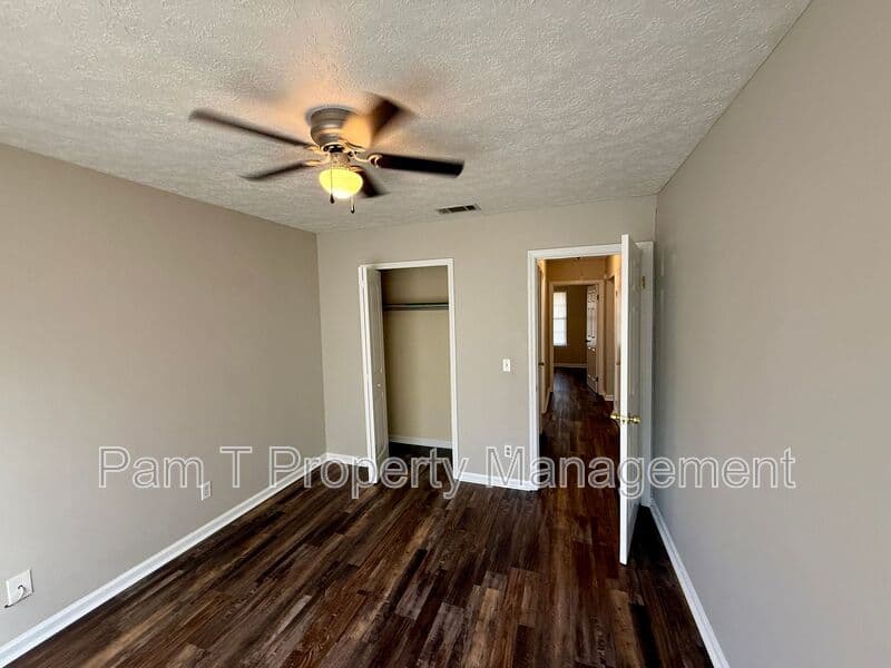 Savannah House: 110 Bobstay Ct