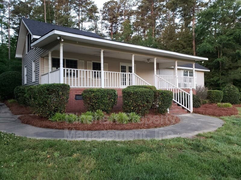 York House: 4640 Allison Creek Road