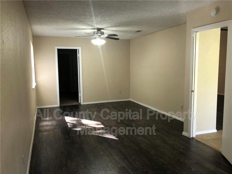 Austin House: 6211 Sunkist Lane,