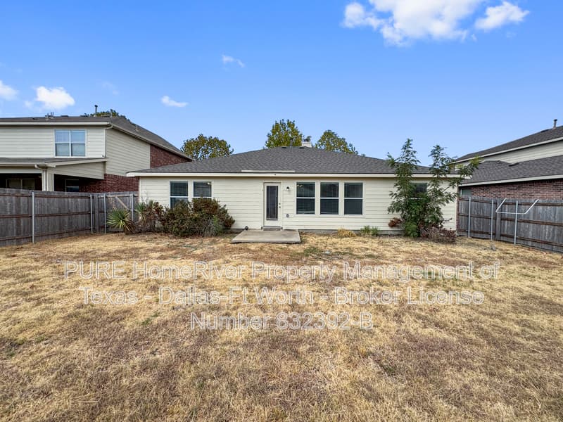 Forney House: 2009 Cobblestone Trl