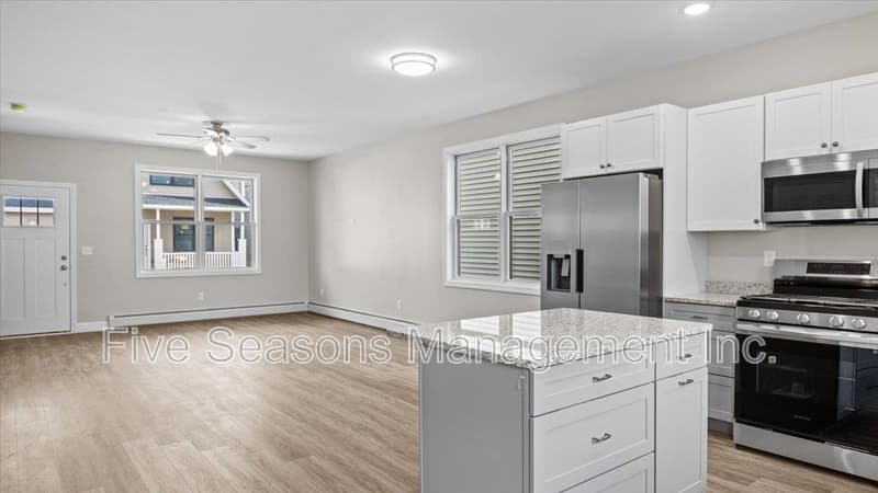 Winooski House: 34 Mollys Way