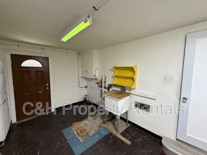 Billings Condo: 2423 Pine Street - 1