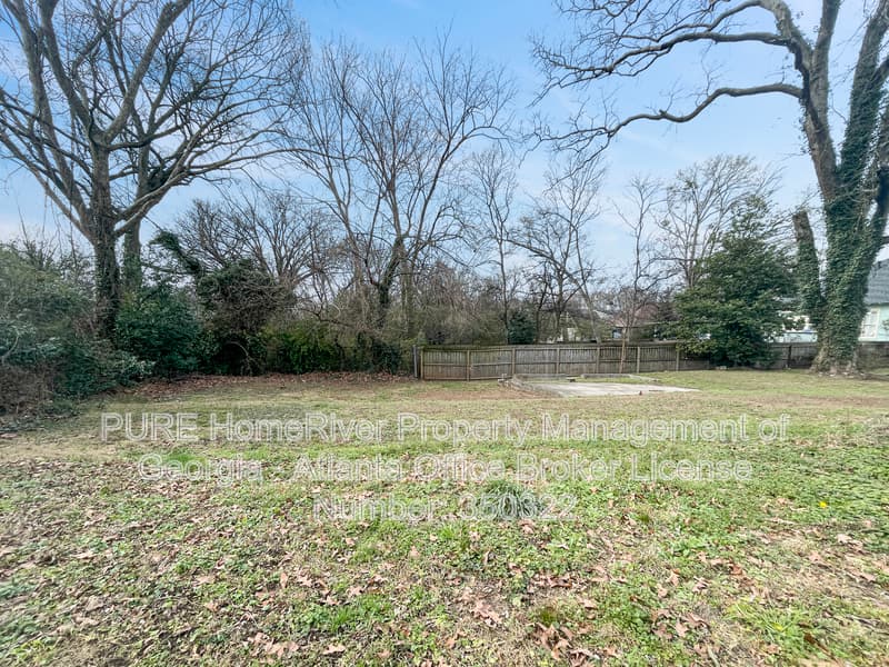 Atlanta House: 379 Atwood St SW