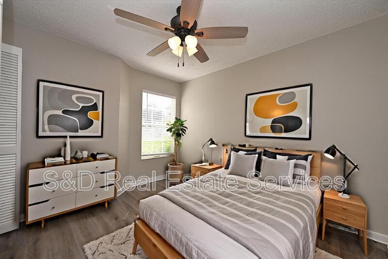 Lakeland House: 2118 Sandy Hook