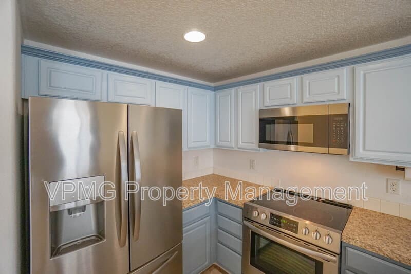 Vancouver Townhome: 7808 NE 60th St