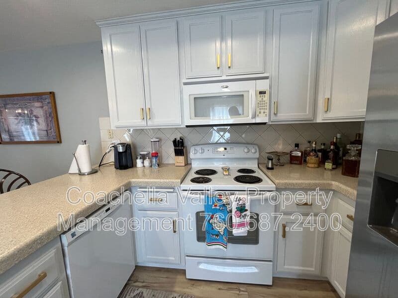 Desert Hot Springs House: 64646 Pinehurst Cir