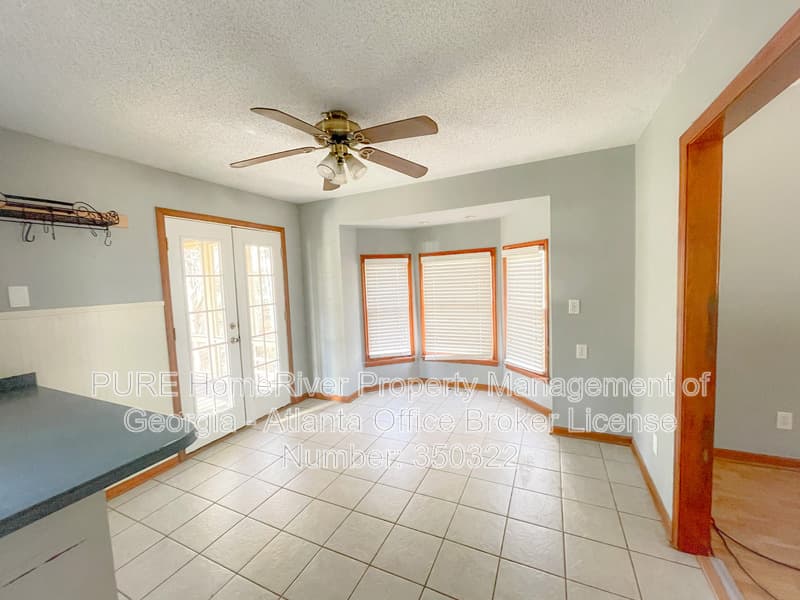 Lawrenceville House: 2280 Castle Royale Dr