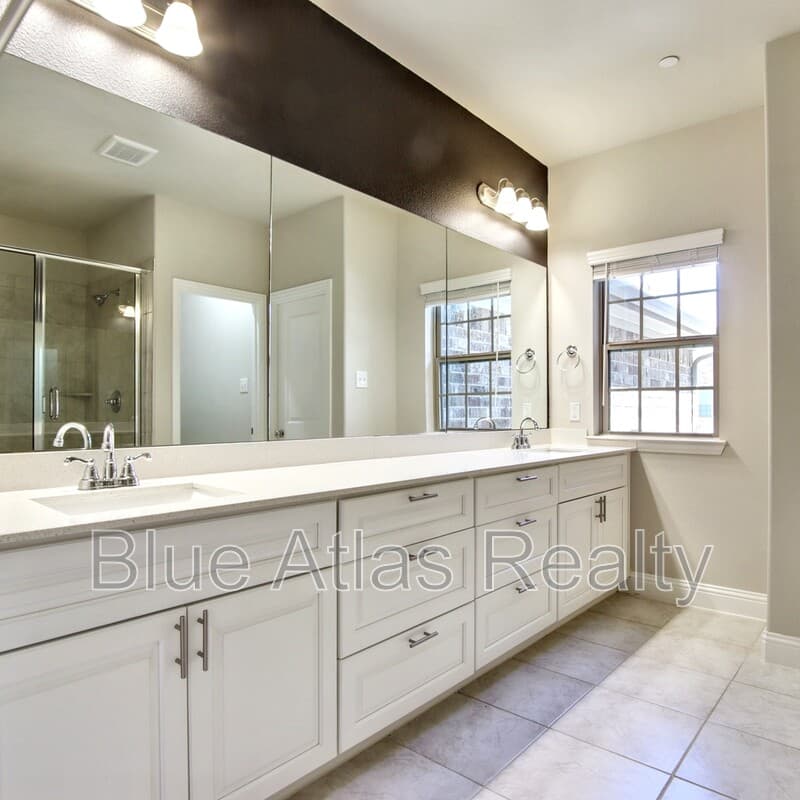 Allen House: 544 Sequoia Street