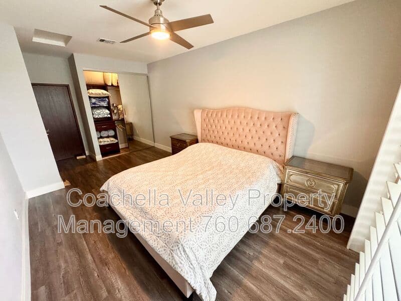 Rancho Mirage House: 21 Lake Shore Dr