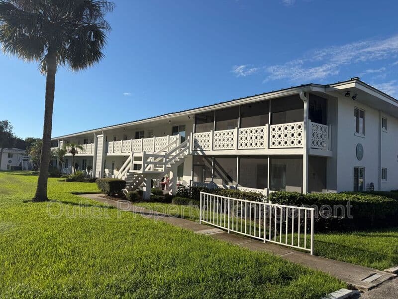 Maitland Condo: 1140 S Orlando Avenue