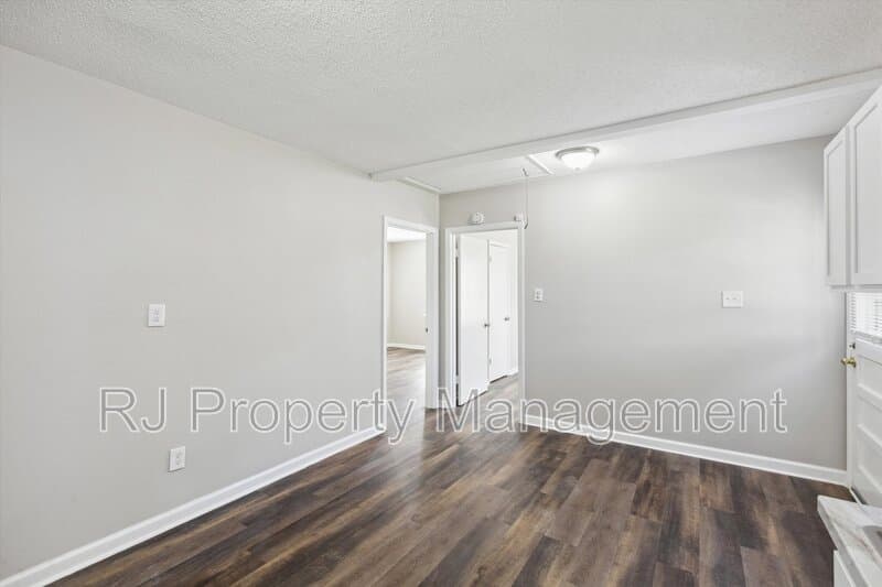 Memphis House: 535 Gilleas Rd