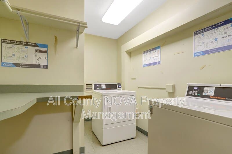 Alexandria Condo: 4 S Van Dorn St