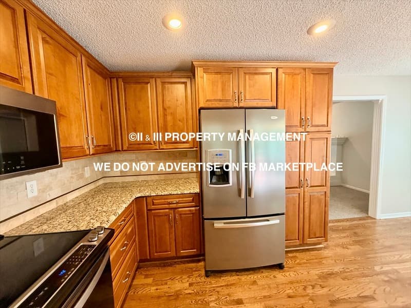 Blue Springs House: 2603 Northeast Springbrook Street