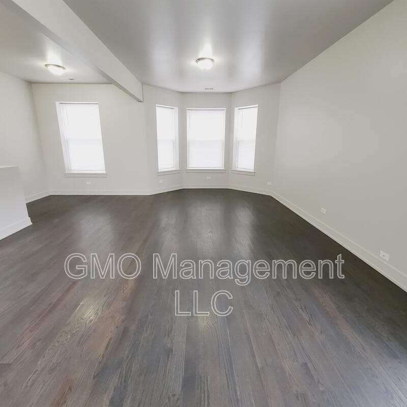 Chicago Condo: 2735 West Flournoy Street