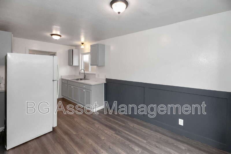 Vallejo Condo: 212 Westwood Street