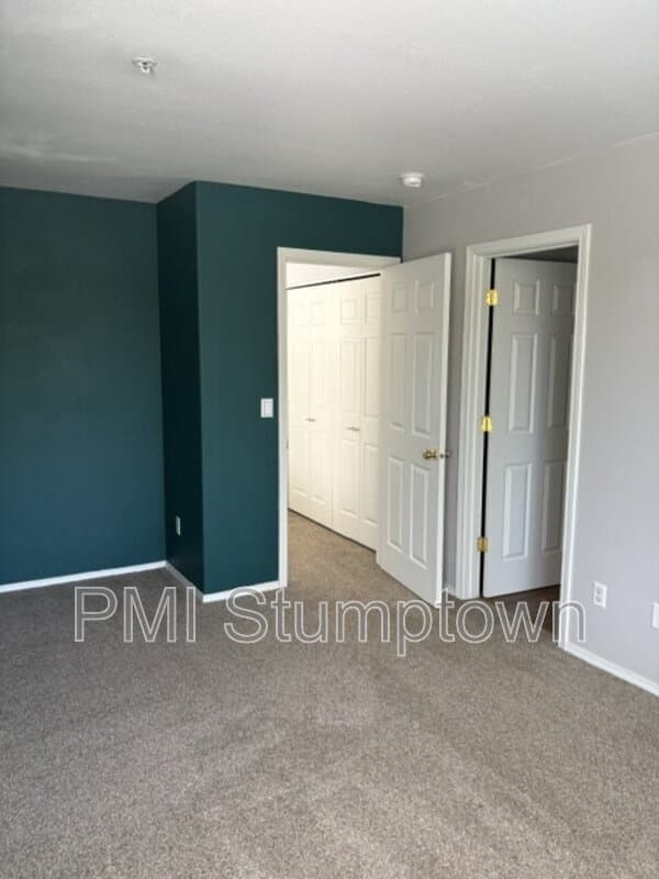Portland Townhome: 14184 SW Barrows RD