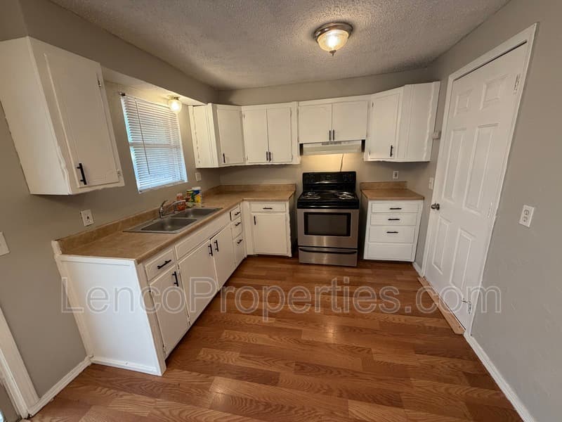 Oklahoma City House: 5221 Brookdale Dr.