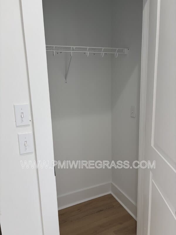 Dothan House: 106 Jennie Drive