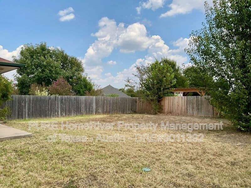 Round Rock House: 3123 Jazz St