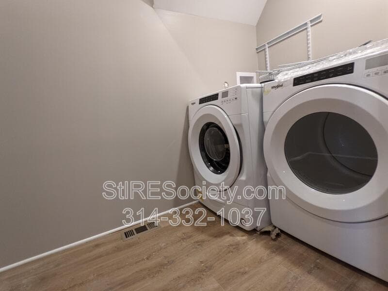 St. Louis Condo: 2206 Blendon Pl.