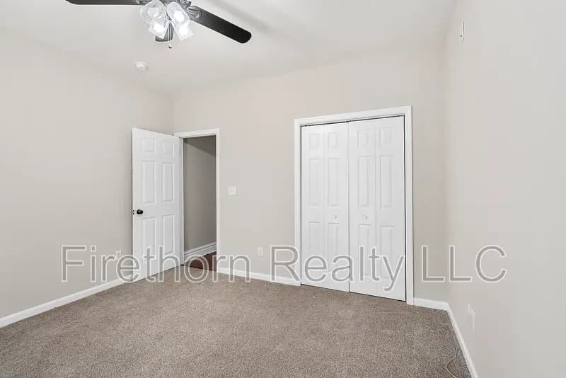 North Augusta House: 932 Sudlow Lake Road